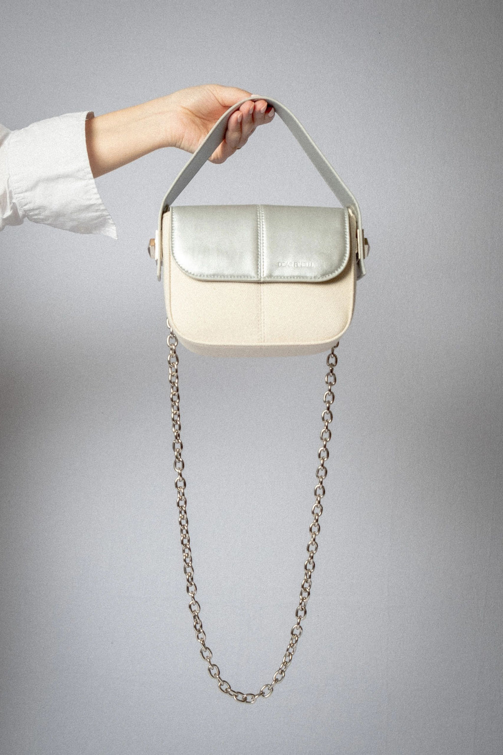 The LOLA Silver/Natural Linen
